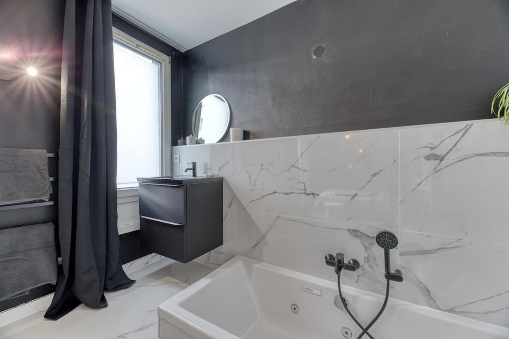 רואן Appartement Balneo Centre מראה חיצוני תמונה